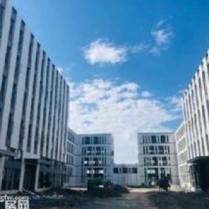 花園式廠房 靠近輕軌站 臨近高鐵&#